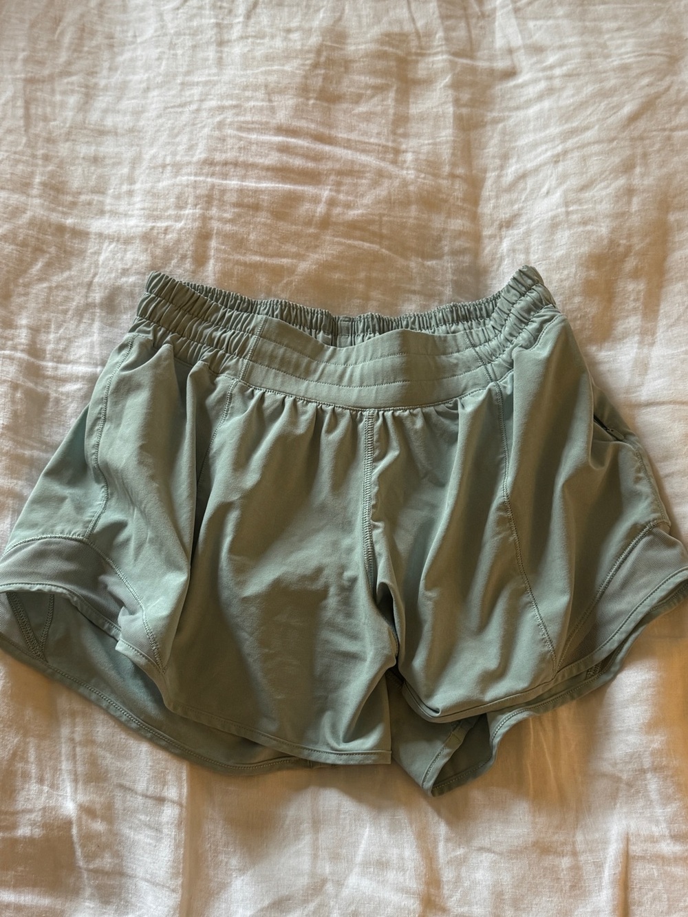 Lululemon Hotty Hot 4” Shorts
